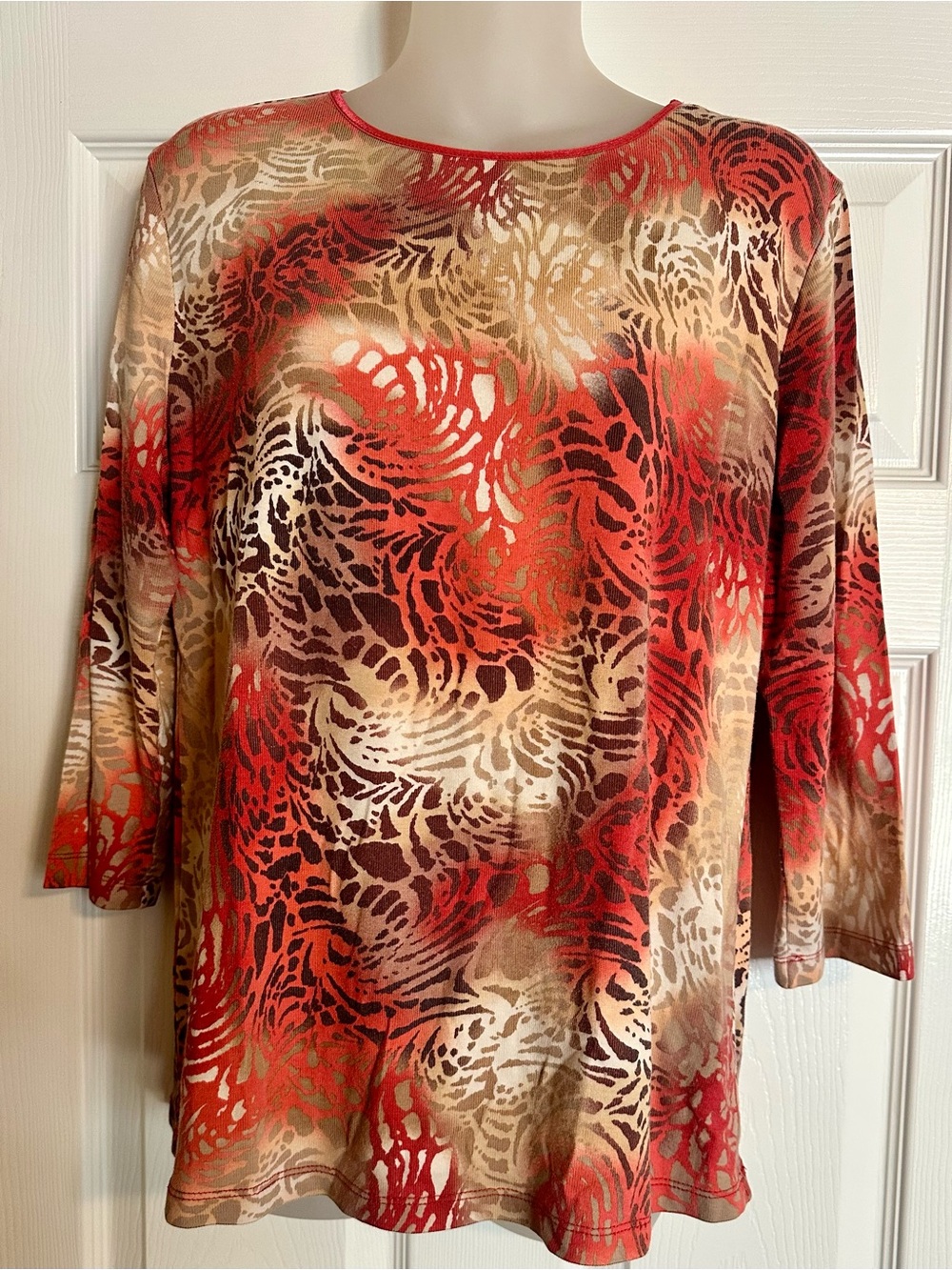 JM Collection Red and Tan Abstract Print Long Sleeve Tee